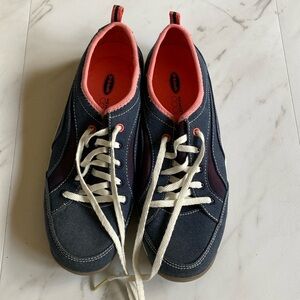 Dr scholls women’s size 7 sneakers